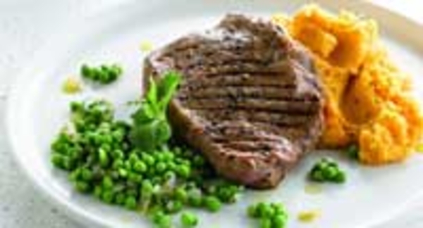 Aardappel-pompoenpuree met blauwschimmelkaas en entrecote