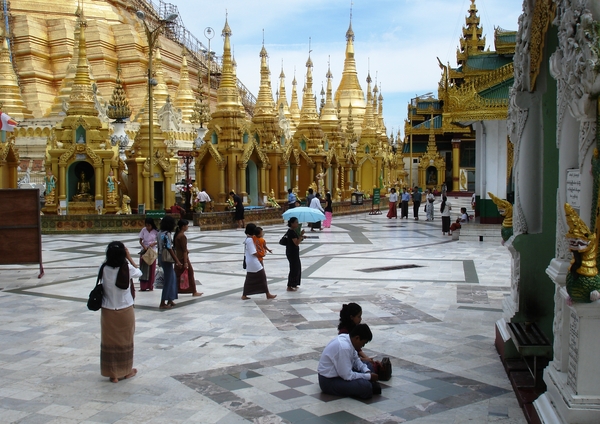 Y1-DSC00129-Shwedagon