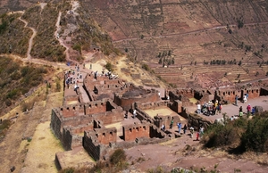 Zicht op de ruines pisac