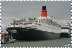 RMS Queen Elizabeth 2 (6)