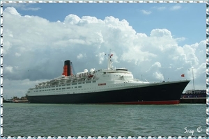 RMS Queen Elizabeth 2 (66)