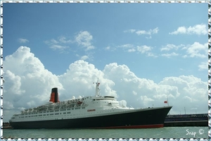 RMS Queen Elizabeth 2 (91)