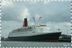 RMS Queen Elizabeth 2(62)