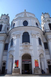 1c Die Kollegienkirche  _facade