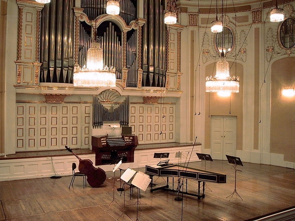 2b Mozarteum _podium