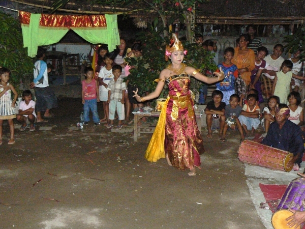 Angun 3 maanden ceremonie