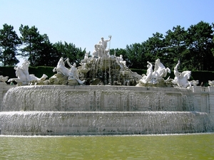 4 Schloss Schonbrunn _Neptunesfontein