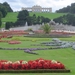 4 Schloss Schonbrunn _zicht vanaf grote Parterre naar de Gloriett