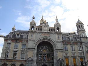 Antwerpen- Centraal ingang De Keyserlei