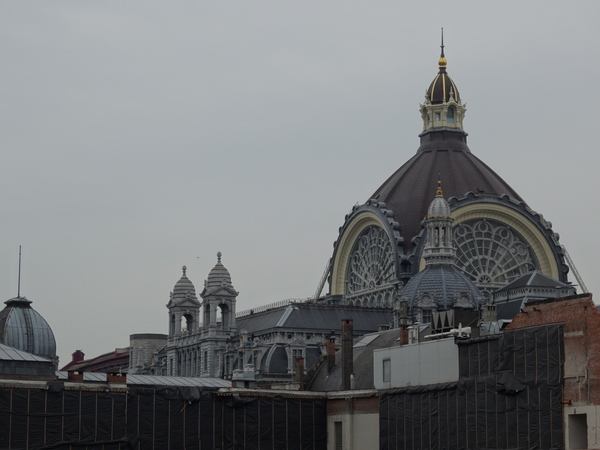 Centraal station gezien van uit de Carnotstraat 27