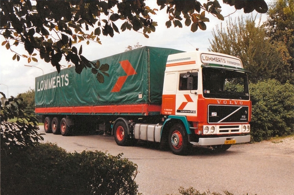 De truck voor het ongeval