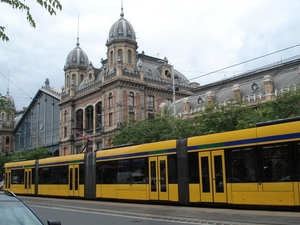 Station Budapest ,ontwerp :August De Serres