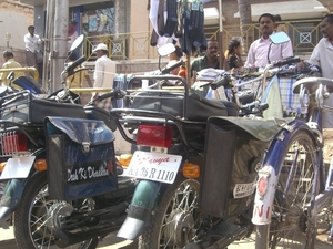 onze brommer (groen)