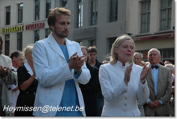 Julien Schoenaerts acteur kunstenaar kathedraal antwerpen