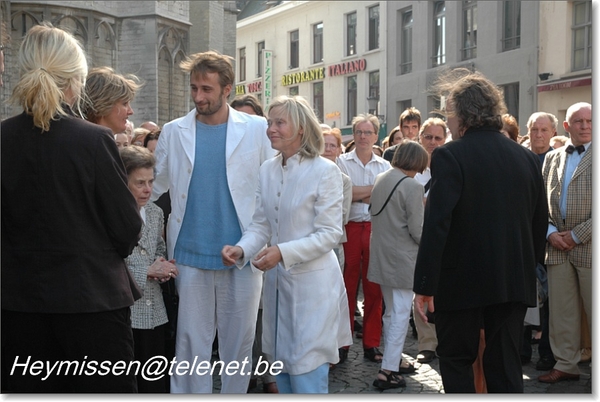 Julien Schoenaerts acteur kunstenaar kathedraal antwerpen