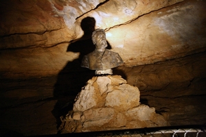dor 687