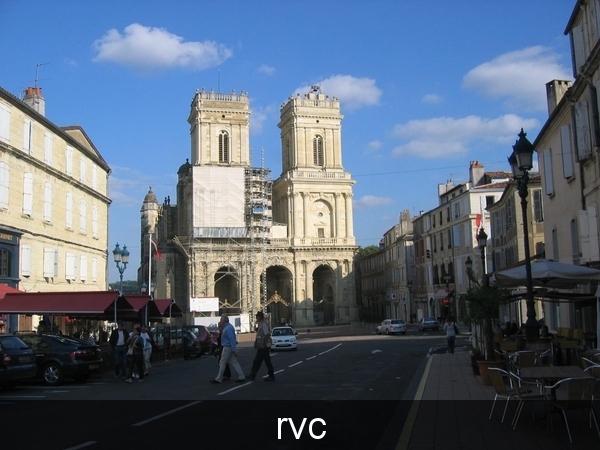 Kathedraal St-Marie met mooie glasramen