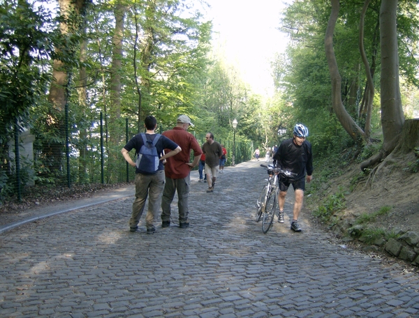 GERAARDSBERGEN beroemde muur!