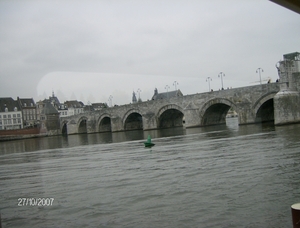 MAASTRICHT de beroemde brug