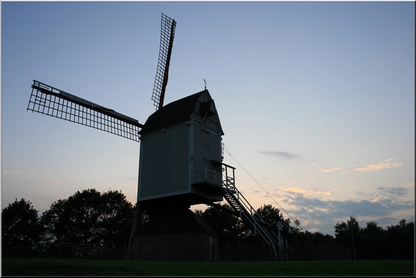 molen,architectuur,lucht,wolken,zonsondergang,bomen,olen