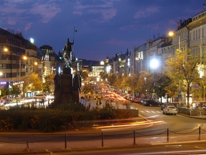 2b Wenceslausplein _avondzicht vanaf Nationaal museum