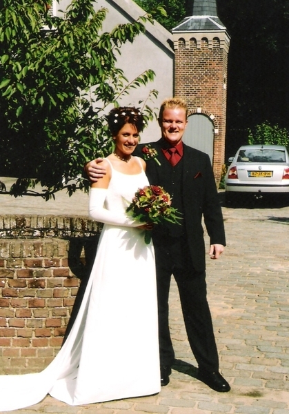 Marjolein en Danny trouwfoto augustus 2003
