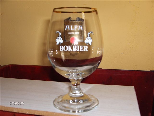 alfa 4,h=14,1cm,d=2,5cm,0,3l