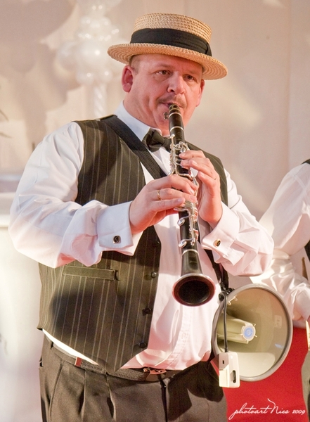 The Almost swinging Jazz Band