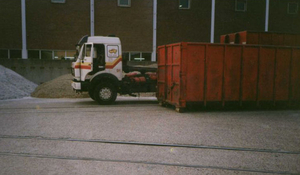 Container truck