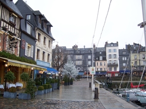 184-Quai ST-ETIENNE