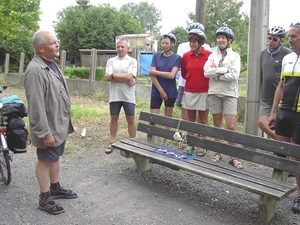 Vertrek met de groep te Hoegaarden.