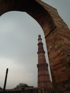 1d New Delhi _Qutb Minar _ de hoogste brikken minaret  _P1030319