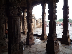 1d New Delhi _Qutb Minar _ de hoogste brikken minaret  _P1030327