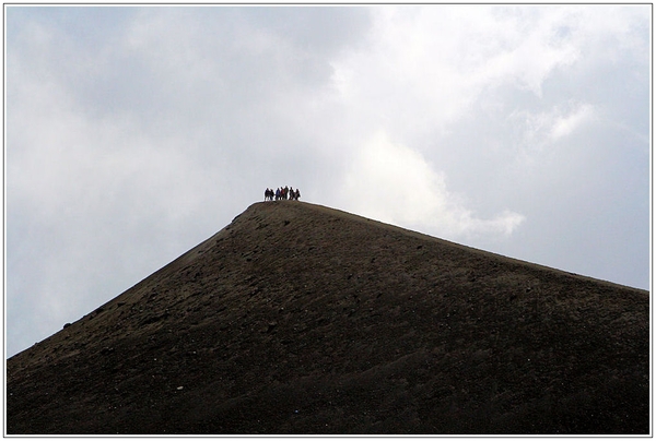 ETNA 008