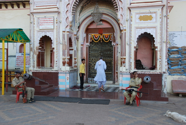 Bewaking Rama-tempel