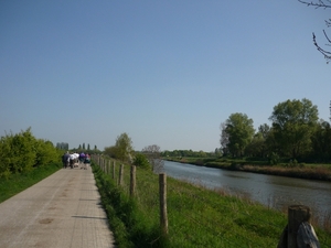 MOOI WANDELEN LANGS HET KANAAL