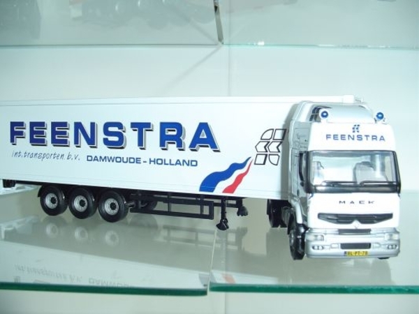 Feenstra - Damwoude   Renault