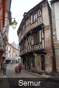 Semur en Auxois