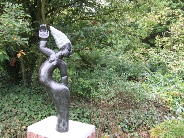 Beelden in arboretum Kalmthout