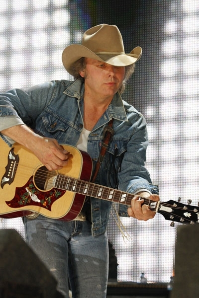 DWIGHT YOAKAM