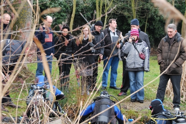 Duikers Aquapol bij visclub De Kodde (19)