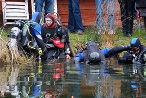 Duikers Aquapol bij visclub De Kodde (24)