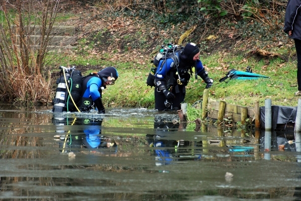 Duikers Aquapol bij visclub De Kodde (37)