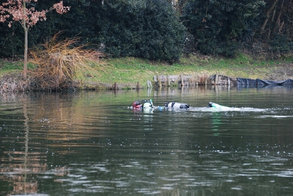 Duikers Aquapol bij visclub De Kodde (53)