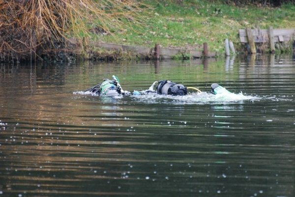 Duikers Aquapol bij visclub De Kodde (54)