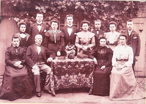 Edouard-familie1903_2
