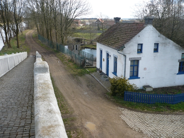 P1020748