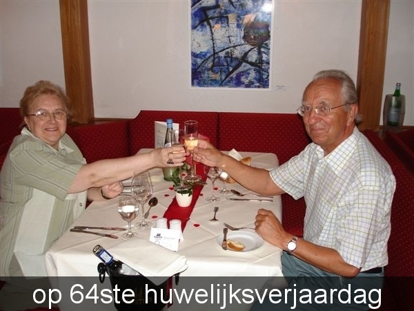 Als slot van deze dag werd ons en glaasje champagje aangeboden