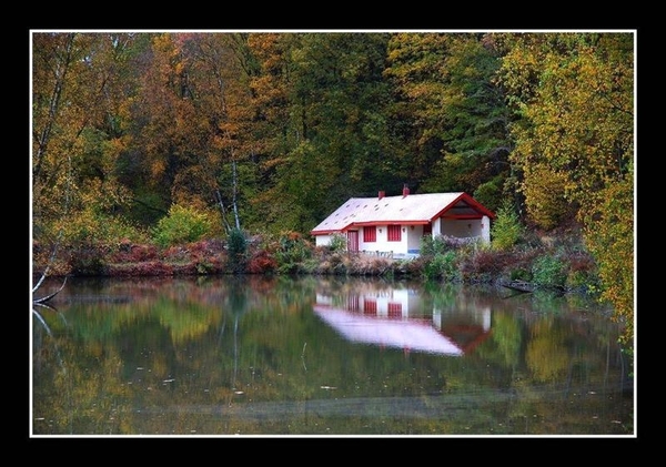 België Hanzinne 01 (Large) (Medium)