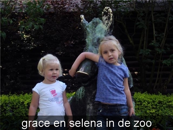 grace en selena in de zoo